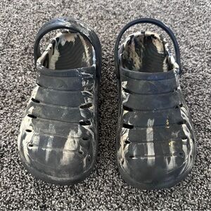 Rugged Shark Black Camo Water Shoes, Slip-On, Aprox Size 5 Lightweight & Durable